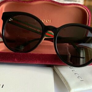 Gucci Sunglasses Brand newUnisex